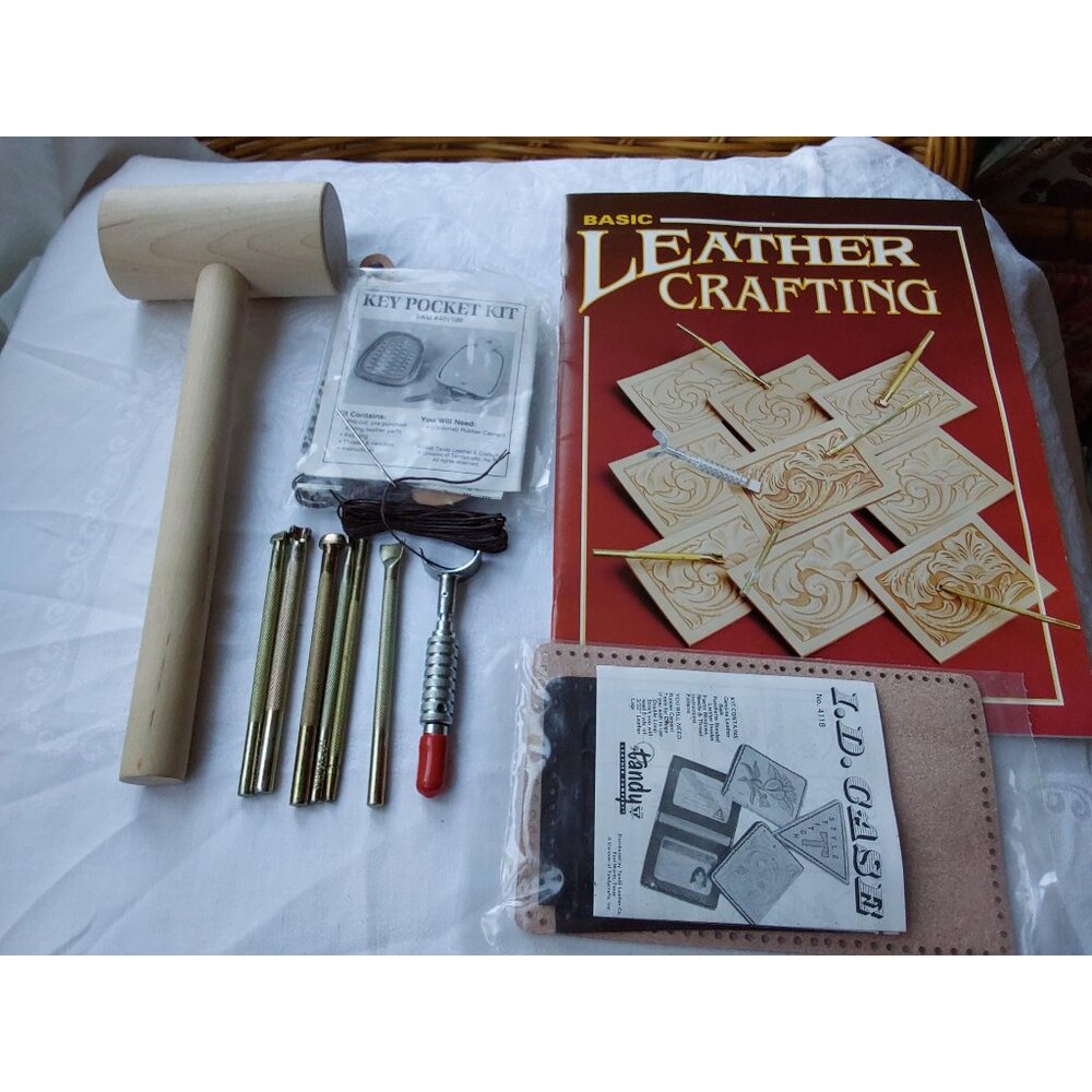 Vintage 1990s Tandy Leathercraft Basic kit stamping tools swivel knife mallet